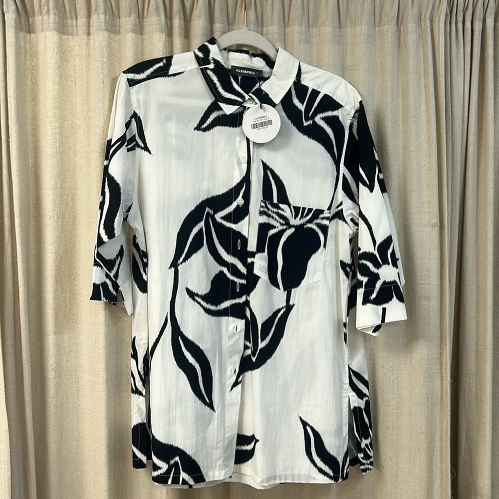 Black and White Floral Button-Up Shirt - Alembika